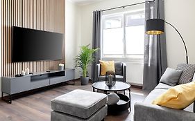 Premium Apartment - Küche - Komfort - Zentral